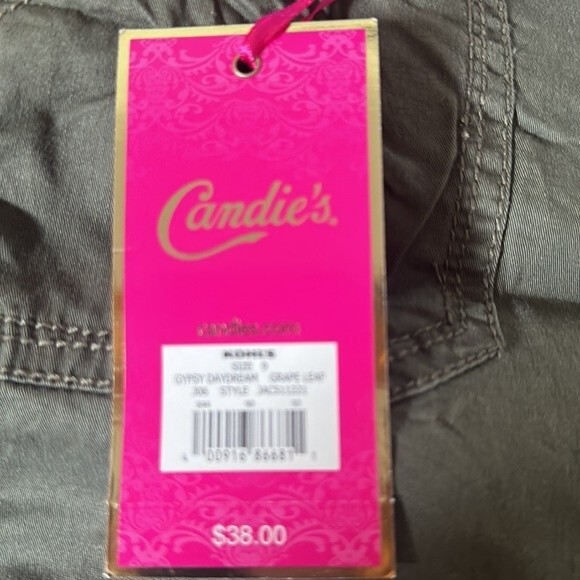Candie's Juniors Gypsy Daydream Grape Leaf Olive Green Chino Style Shorts 9 - Picture 4 of 5